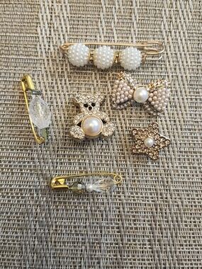 Hand Crafted Gold Pearl & Crystal Children's Brooch Set